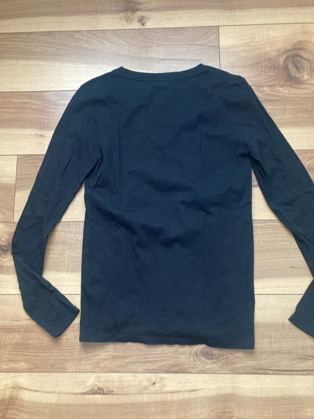 Lacoste Black V-Neck Cotton Long Sleeve Tee - Picture 8 of 8